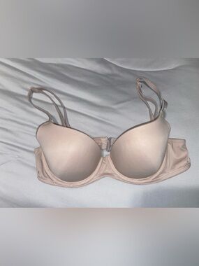 Victoria’s Secret Nude Seamless T-Shirt Bra - Lightweight Support